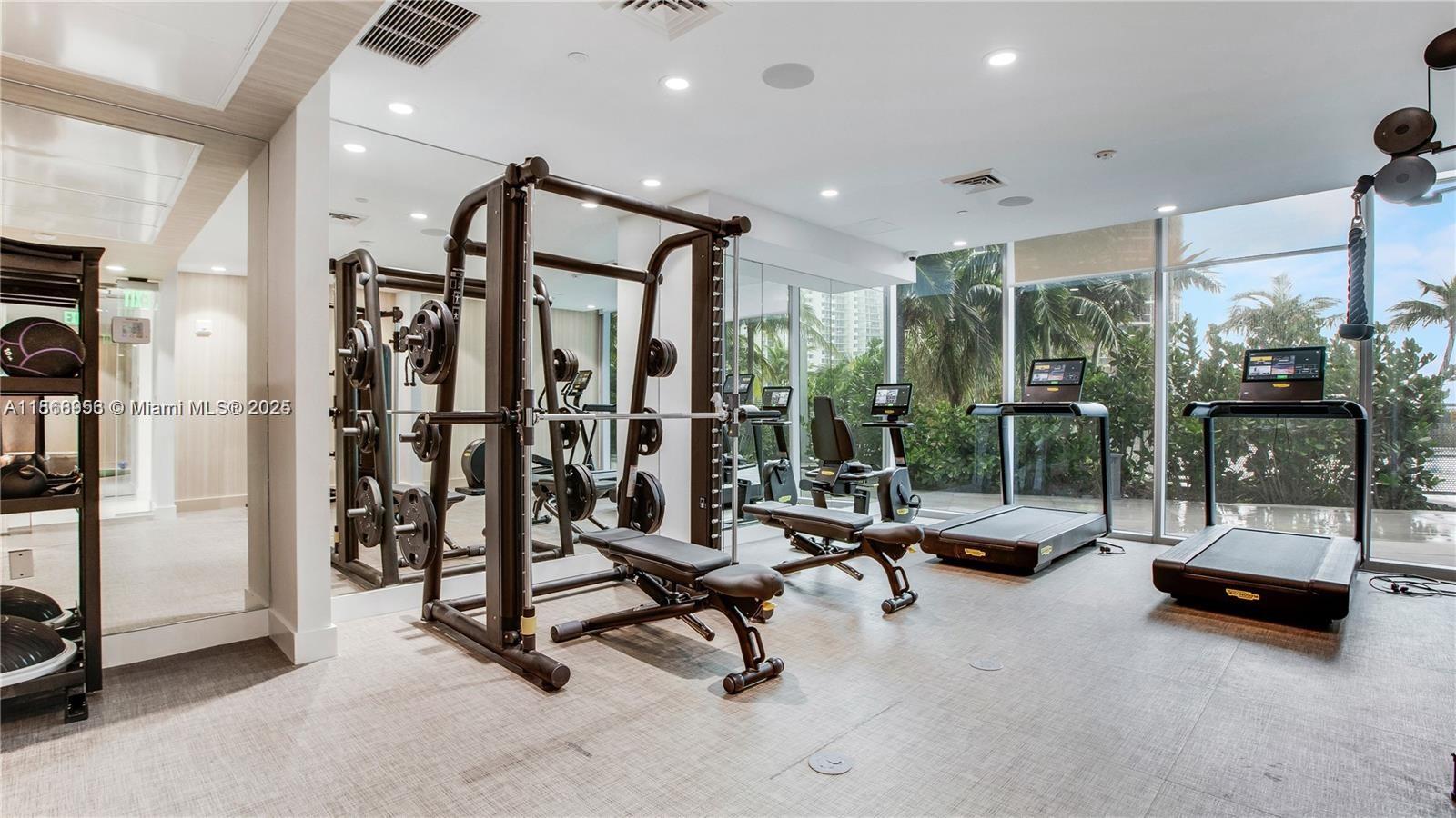 image Aurora Sunny Isles17