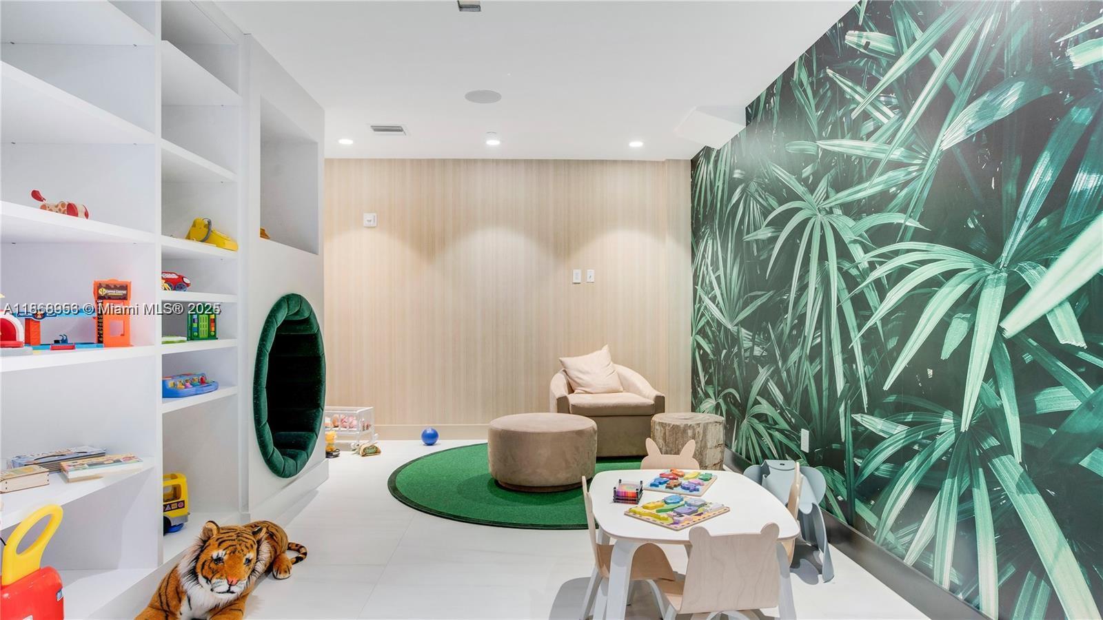 image Aurora Sunny Isles20
