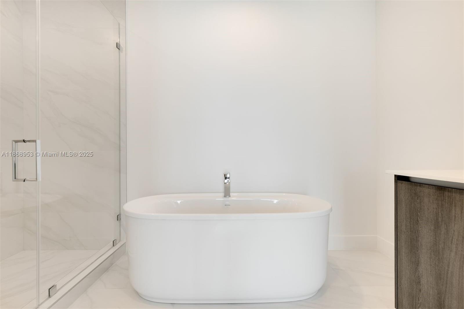 image Aurora Sunny Isles36