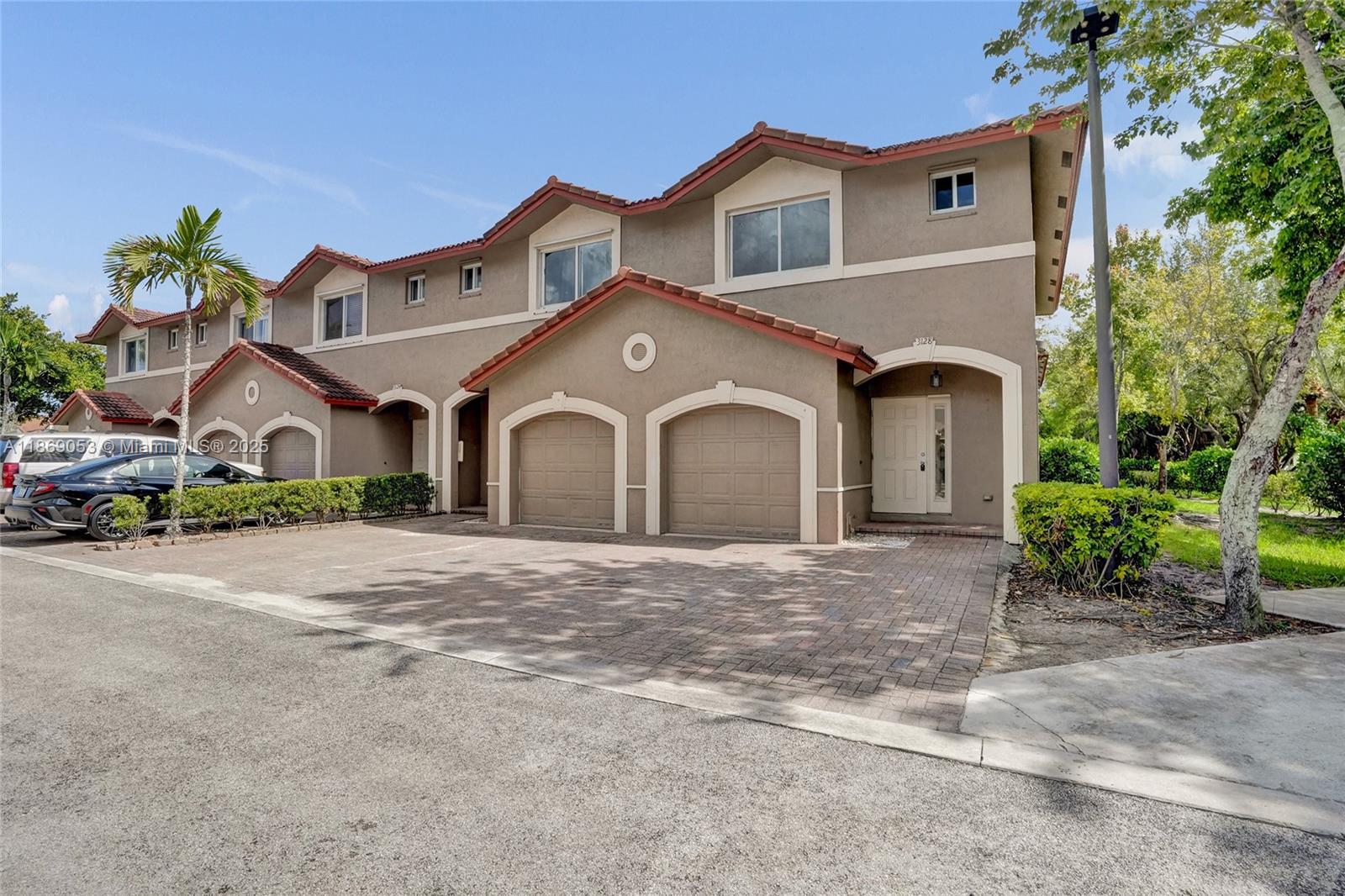 3128 Coral Rdg Dr #3128