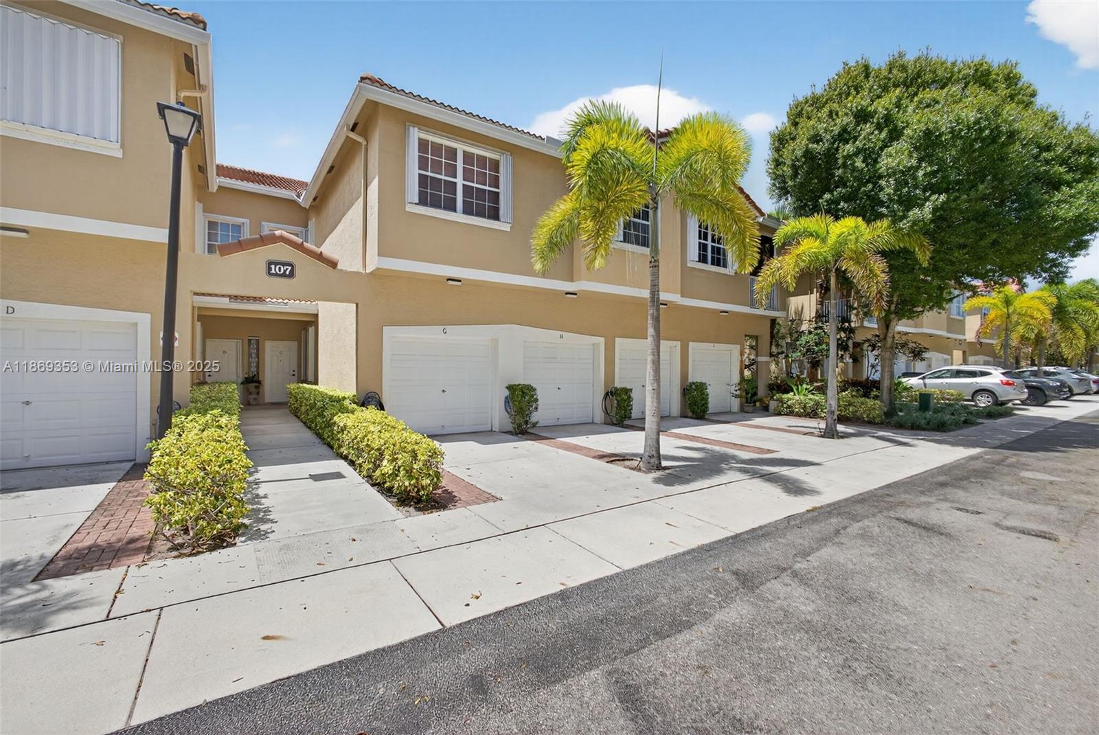 107 Lighthouse Cir #H