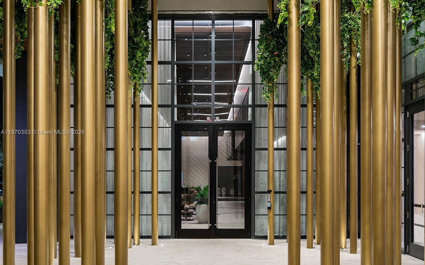 image Natiivo / Gale Residences10