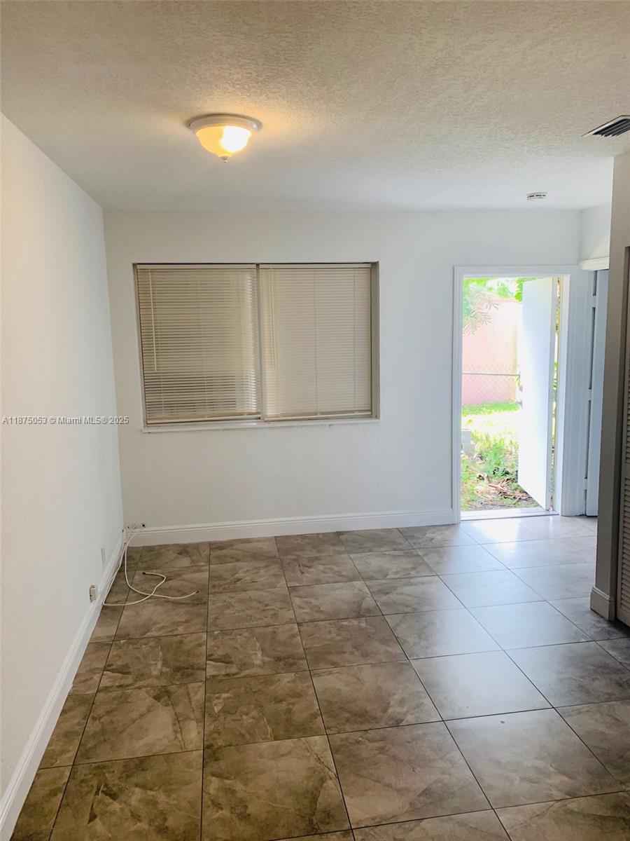 4240 NW 12th Ave #4242