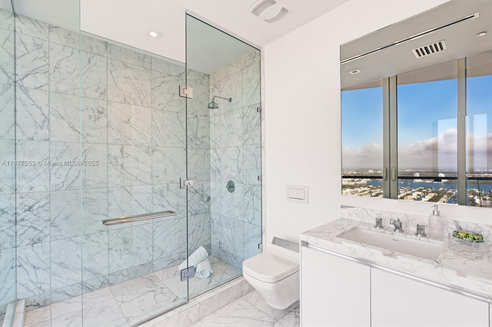 image Jade Signature Condo26
