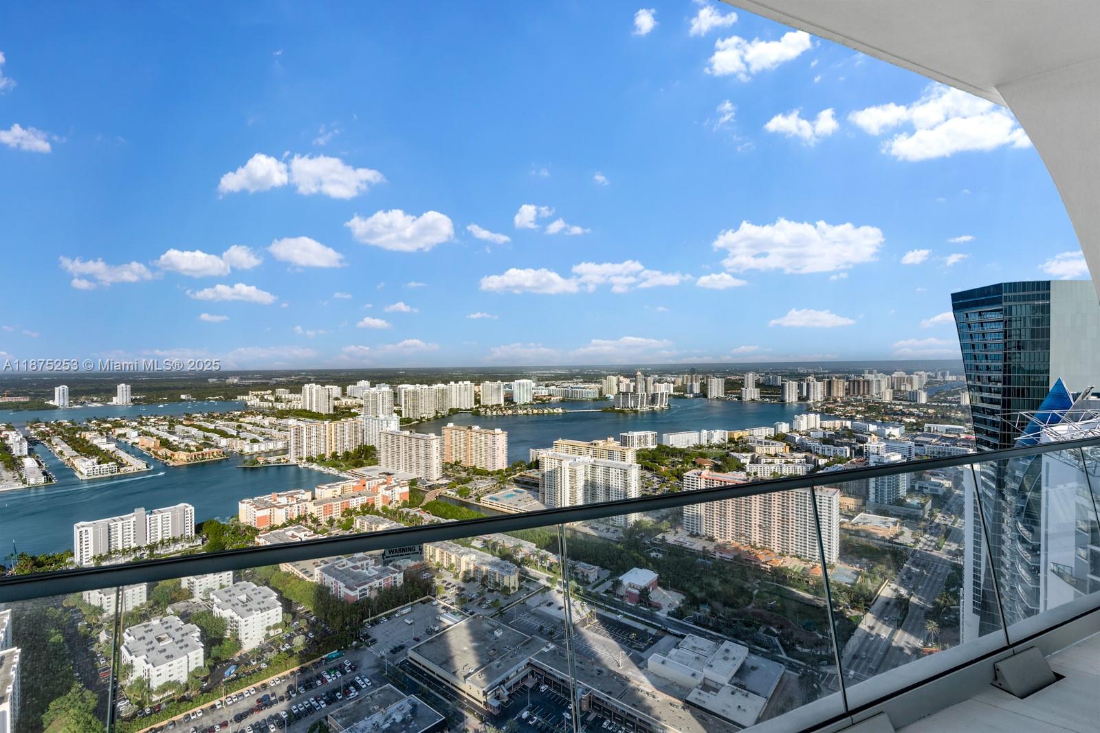 image Jade Signature Condo31