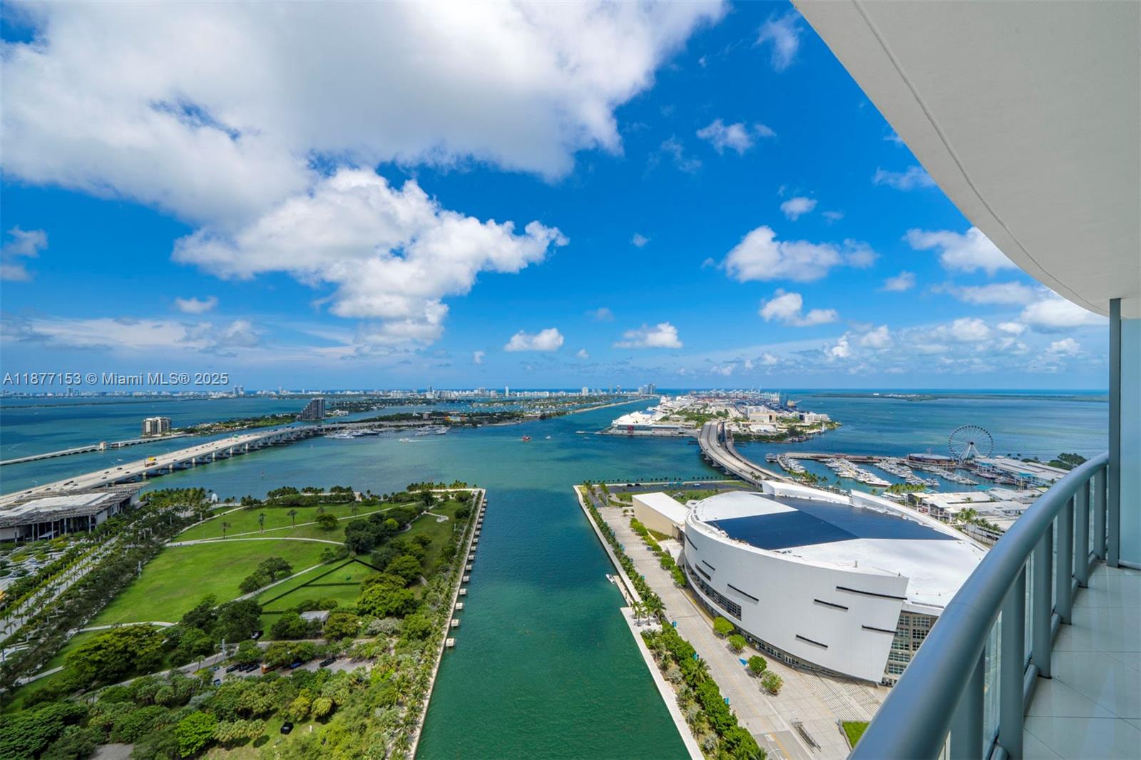 888 Biscayne Blvd #3710