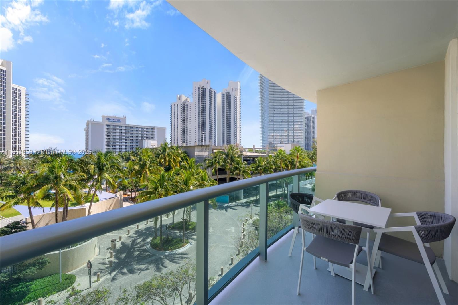 19370 Collins Ave #507