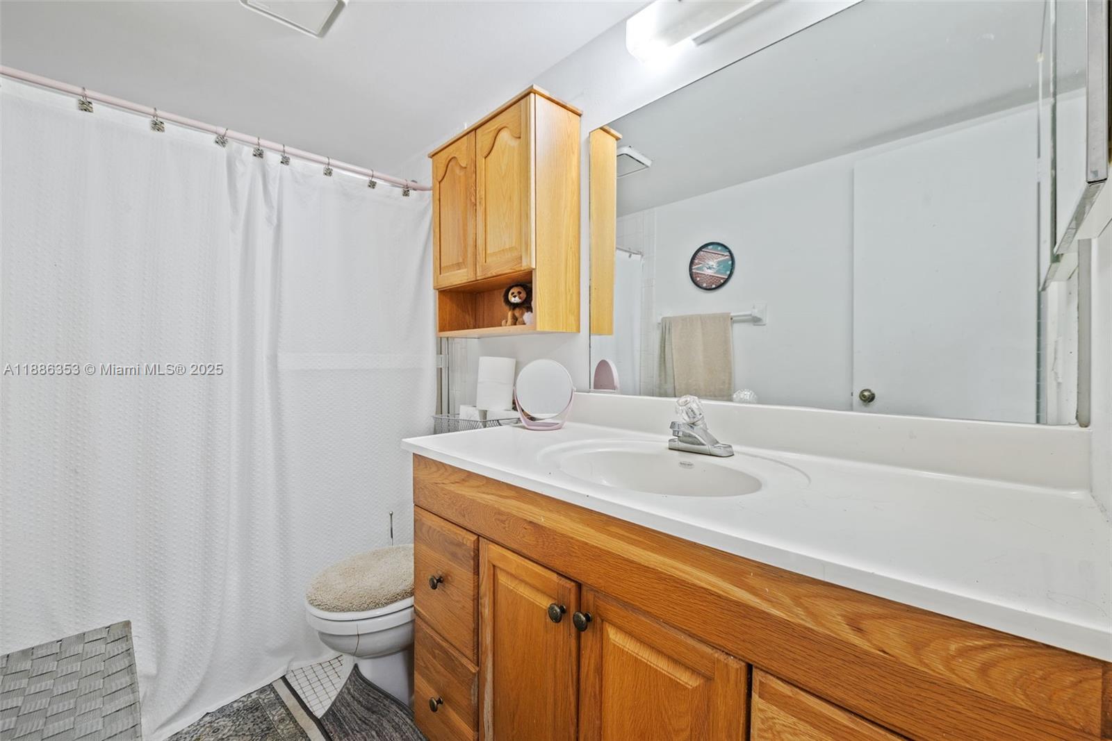 504 Gardens Dr #203,Pompano Beach, FL 33069