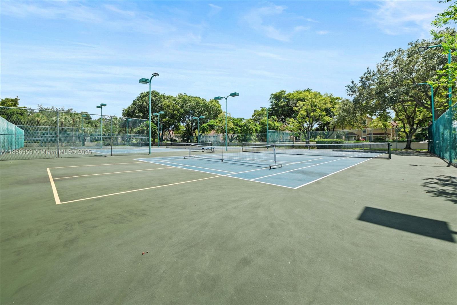 504 Gardens Dr #203,Pompano Beach, FL 33069