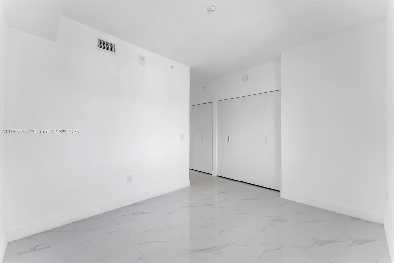 700 NE 24th St #3706 Miami, FL 33137