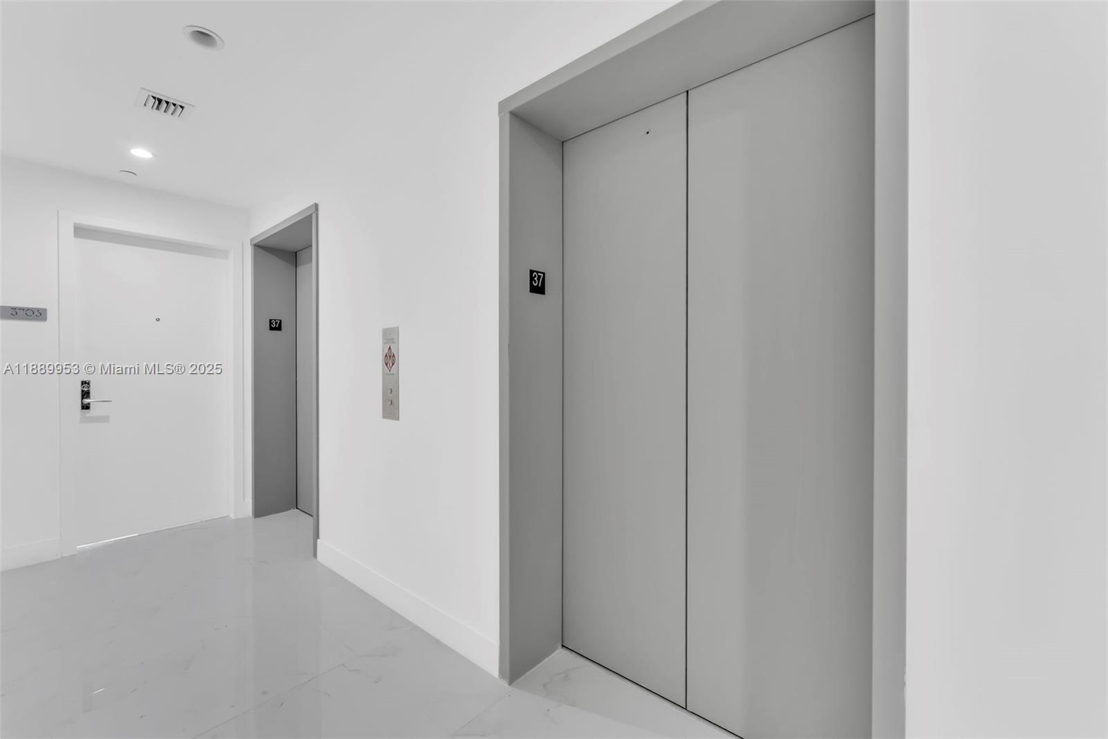 700 NE 24th St #3706 Miami, FL 33137