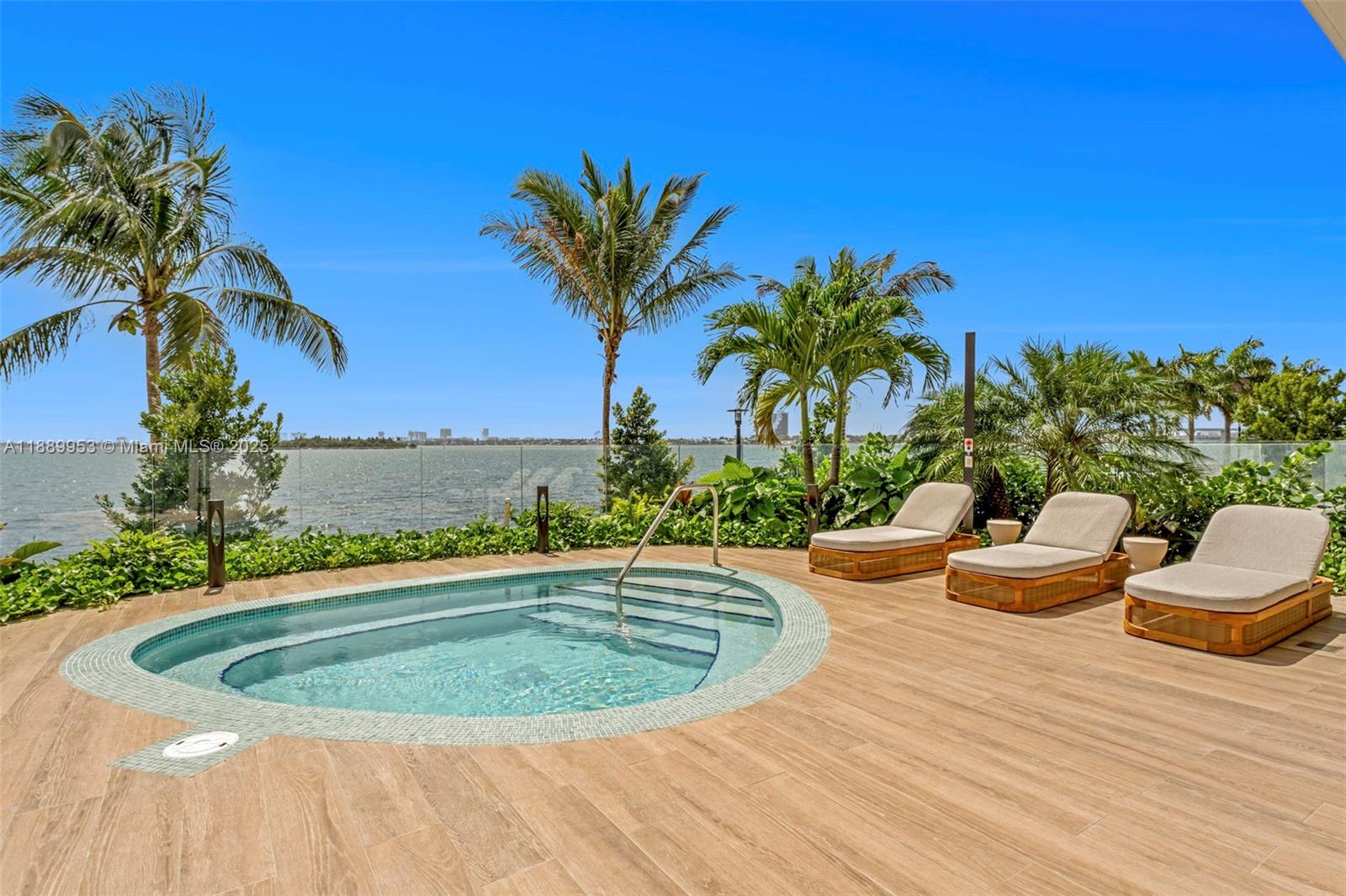 700 NE 24th St #3706 Miami, FL 33137