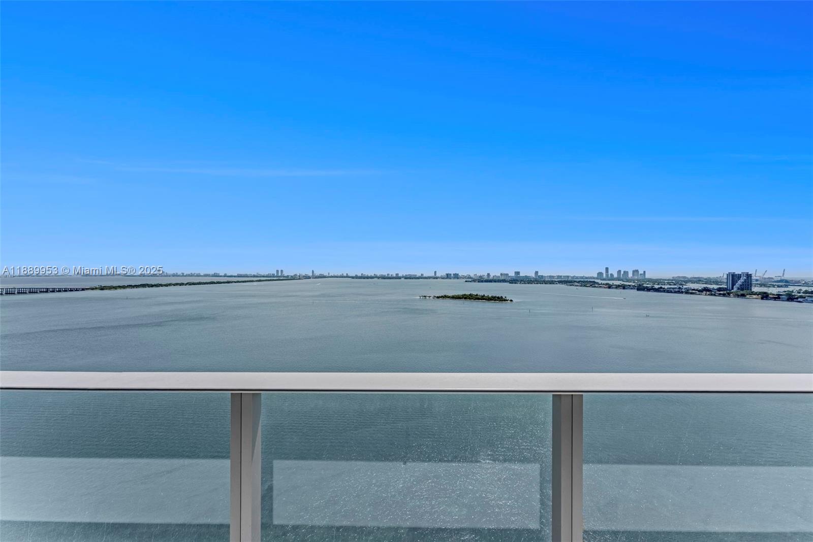 700 NE 24th St #3706 Miami, FL 33137