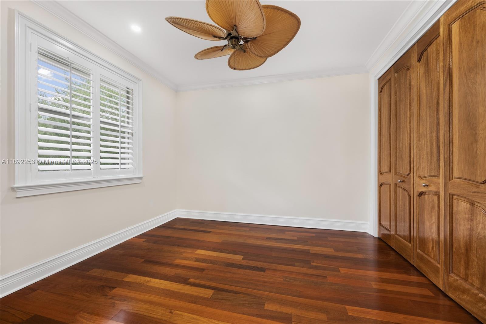 4065 Battersea Rd Coconut Grove, FL 33133