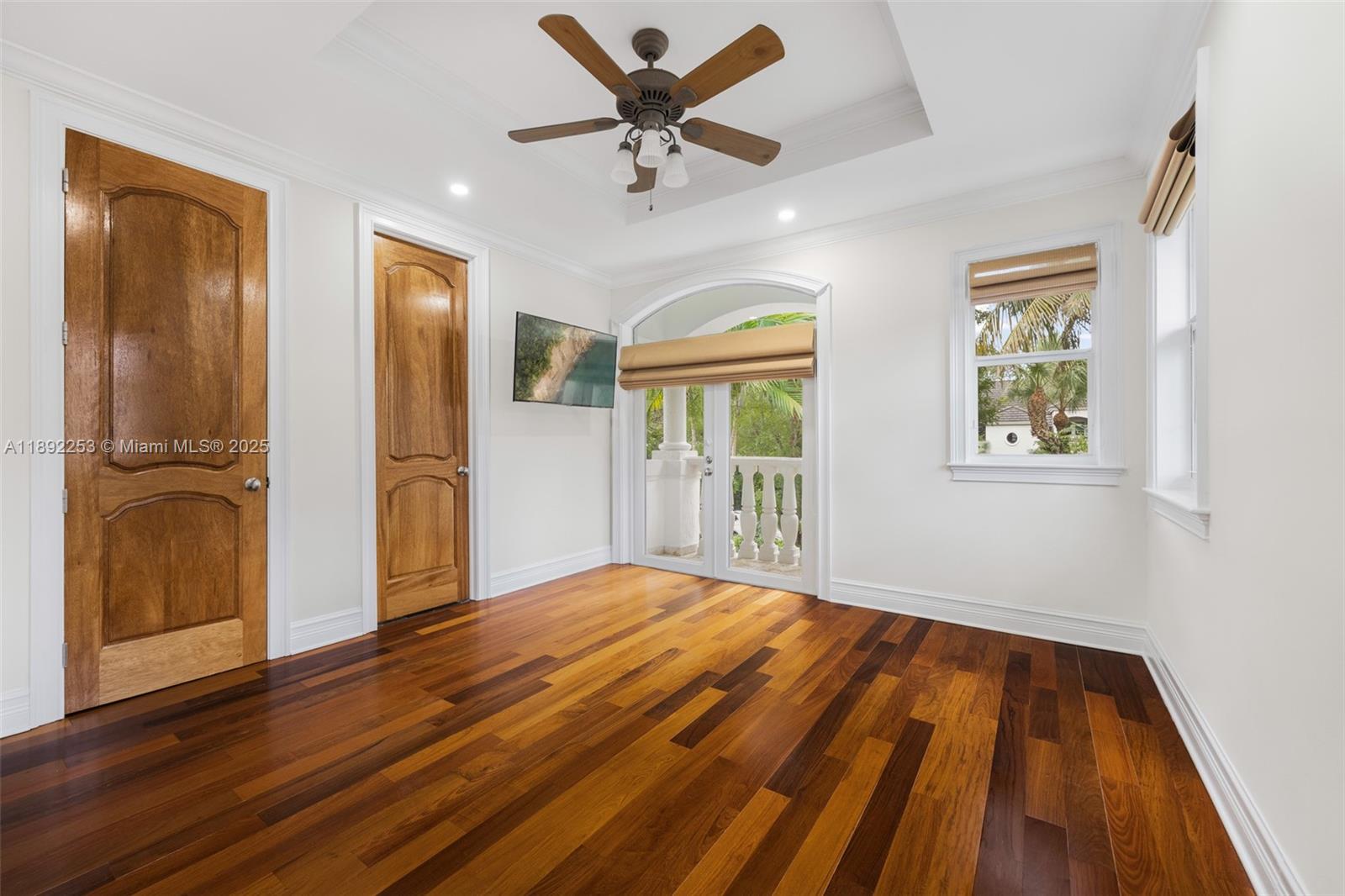 4065 Battersea Rd Coconut Grove, FL 33133