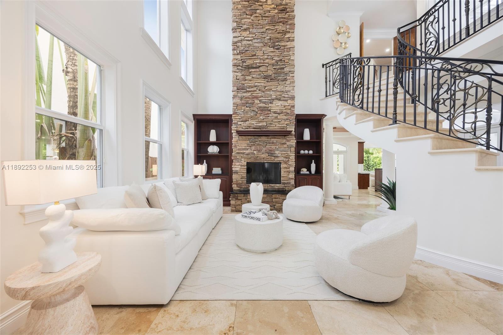 4065 Battersea Rd Coconut Grove, FL 33133