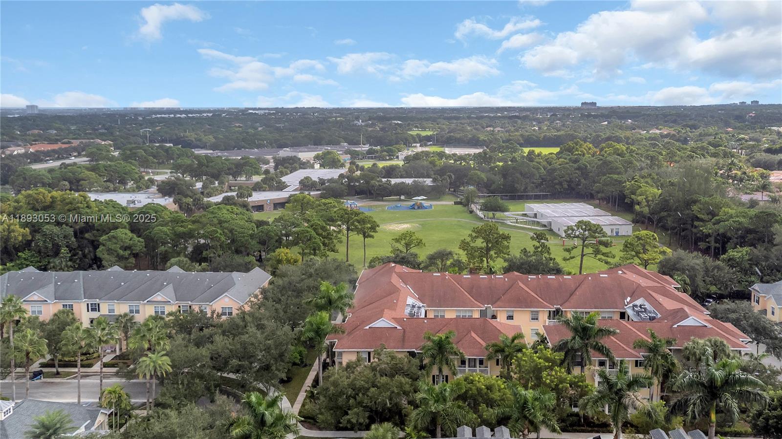 275 Murcia Dr #104 Jupiter, FL 33458