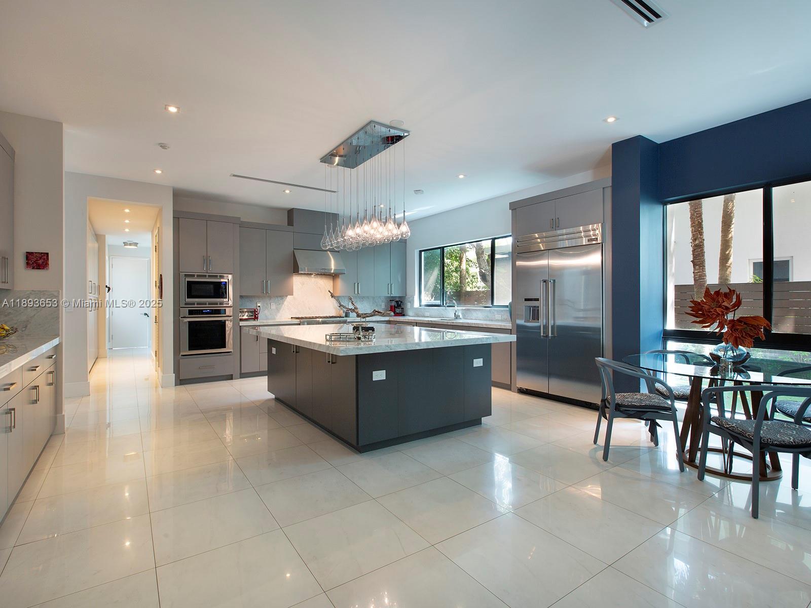 7500 SW 57th Ct South Miami, FL 33143