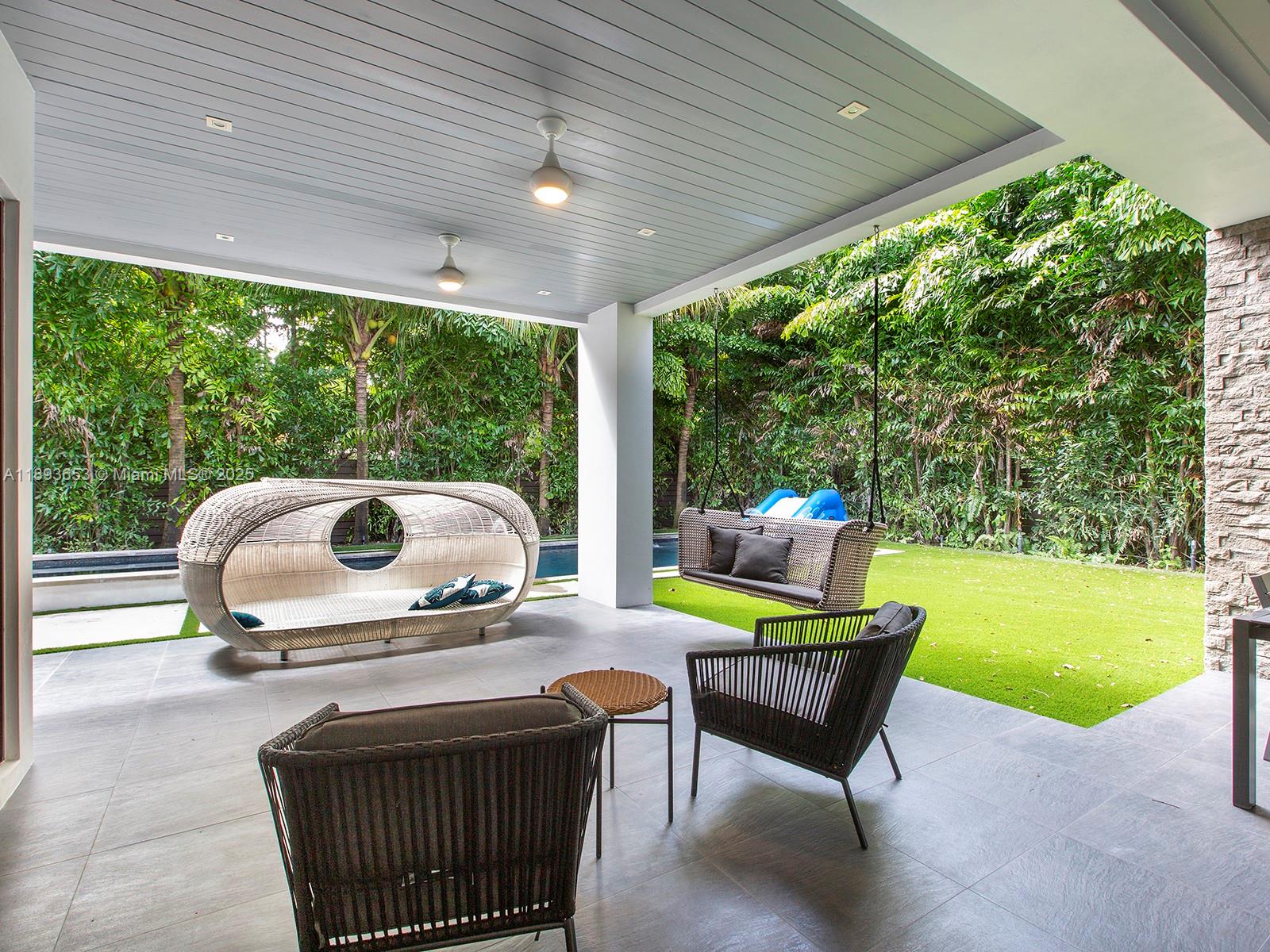 7500 SW 57th Ct South Miami, FL 33143