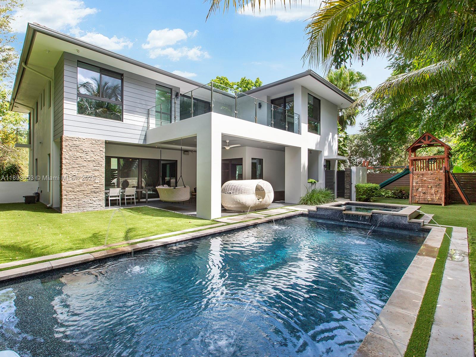 7500 SW 57th Ct South Miami, FL 33143