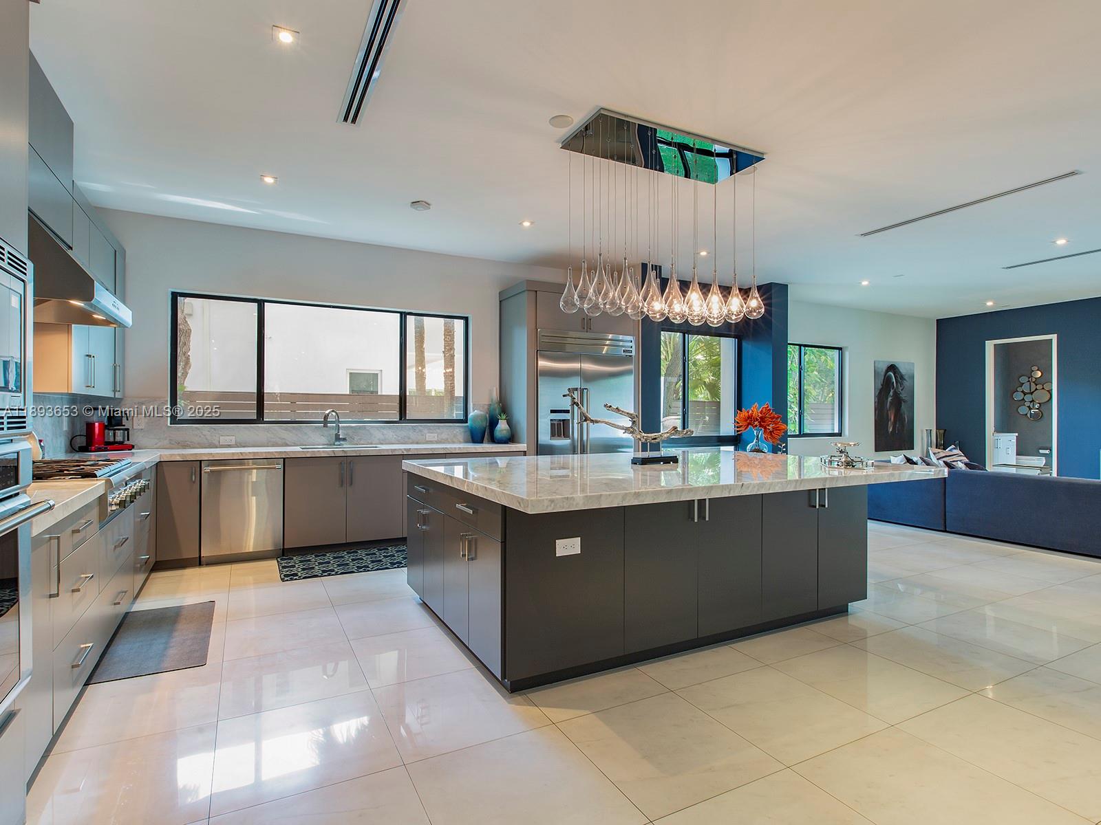 7500 SW 57th Ct South Miami, FL 33143