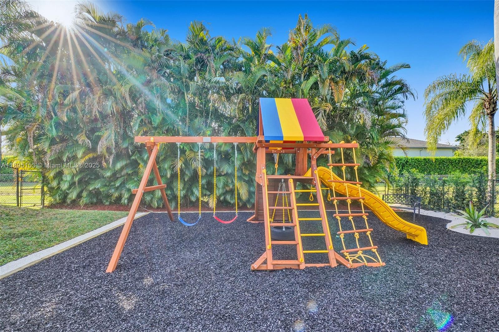 11400 NW 7th St Plantation, FL 33325