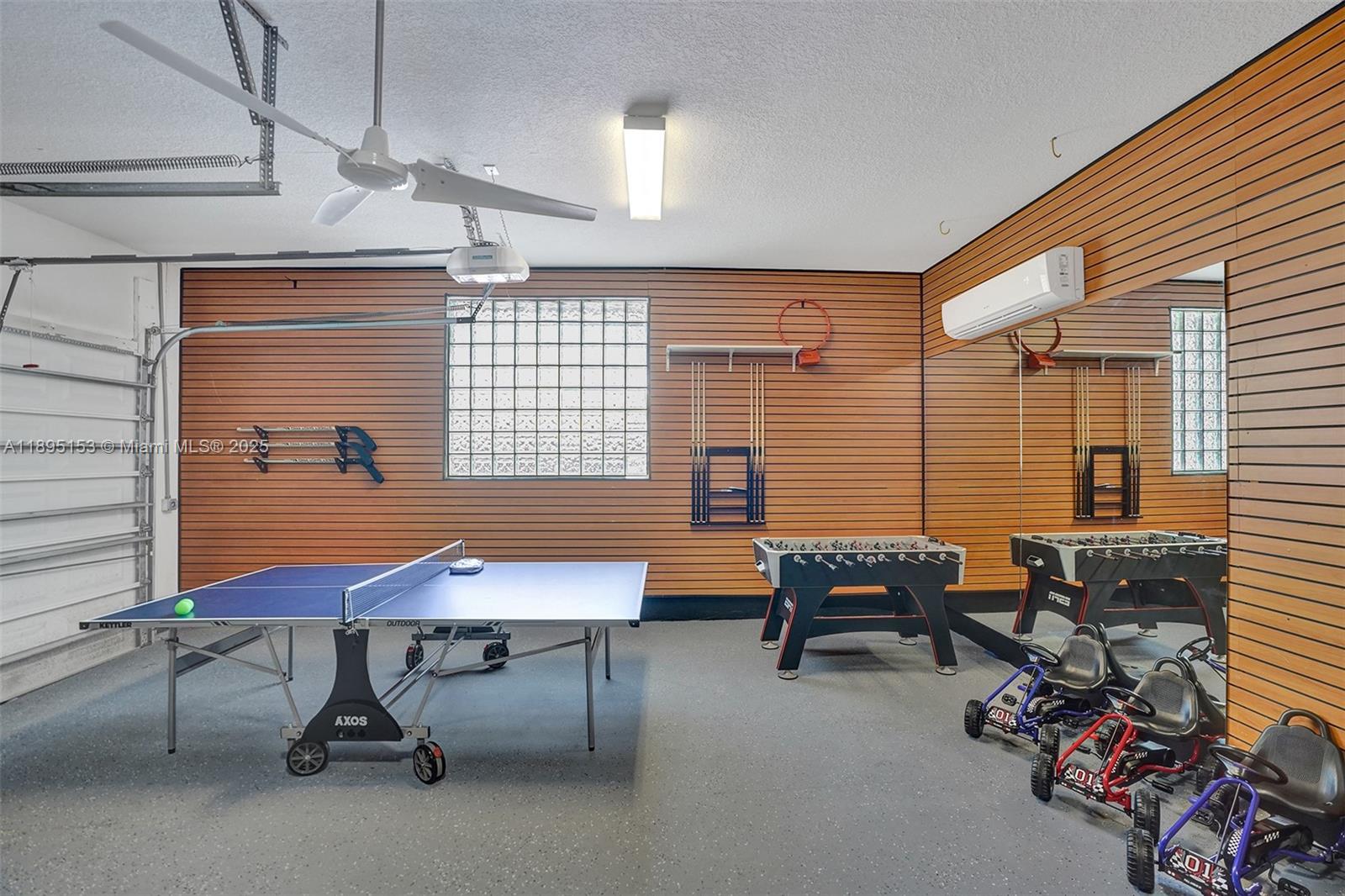 11400 NW 7th St Plantation, FL 33325