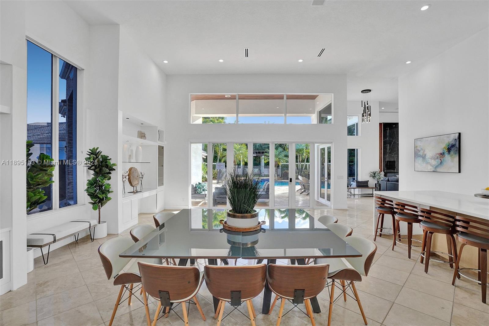 11400 NW 7th St Plantation, FL 33325