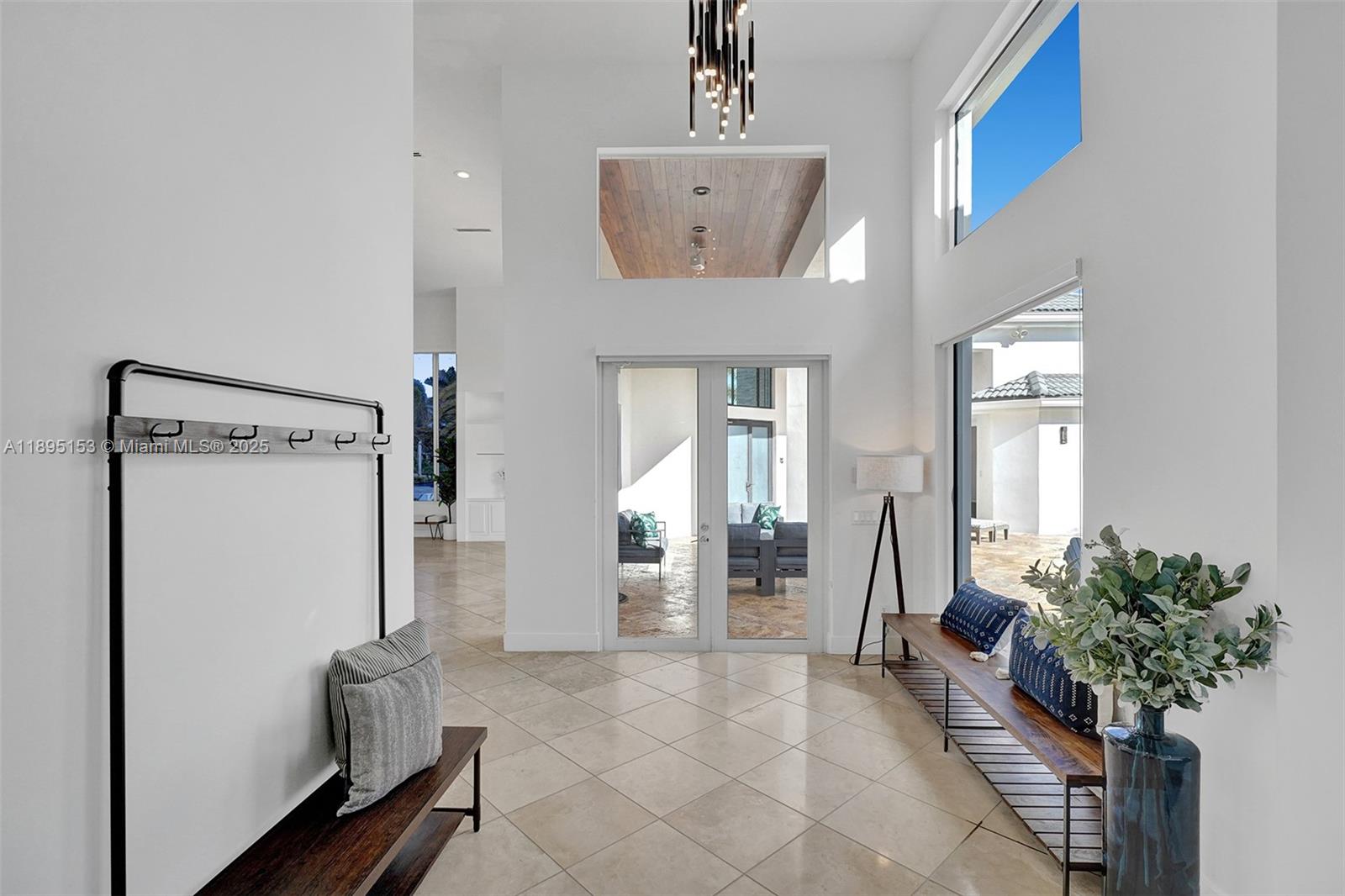 11400 NW 7th St Plantation, FL 33325