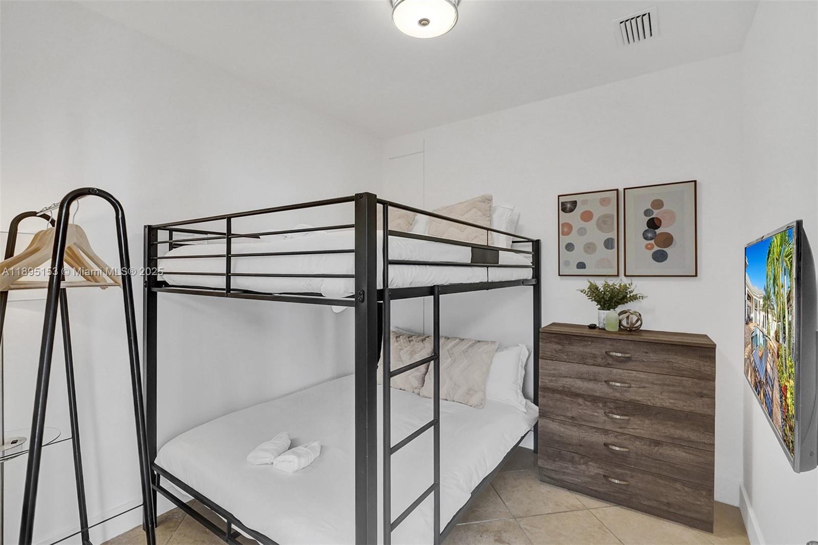 11400 NW 7th St Plantation, FL 33325