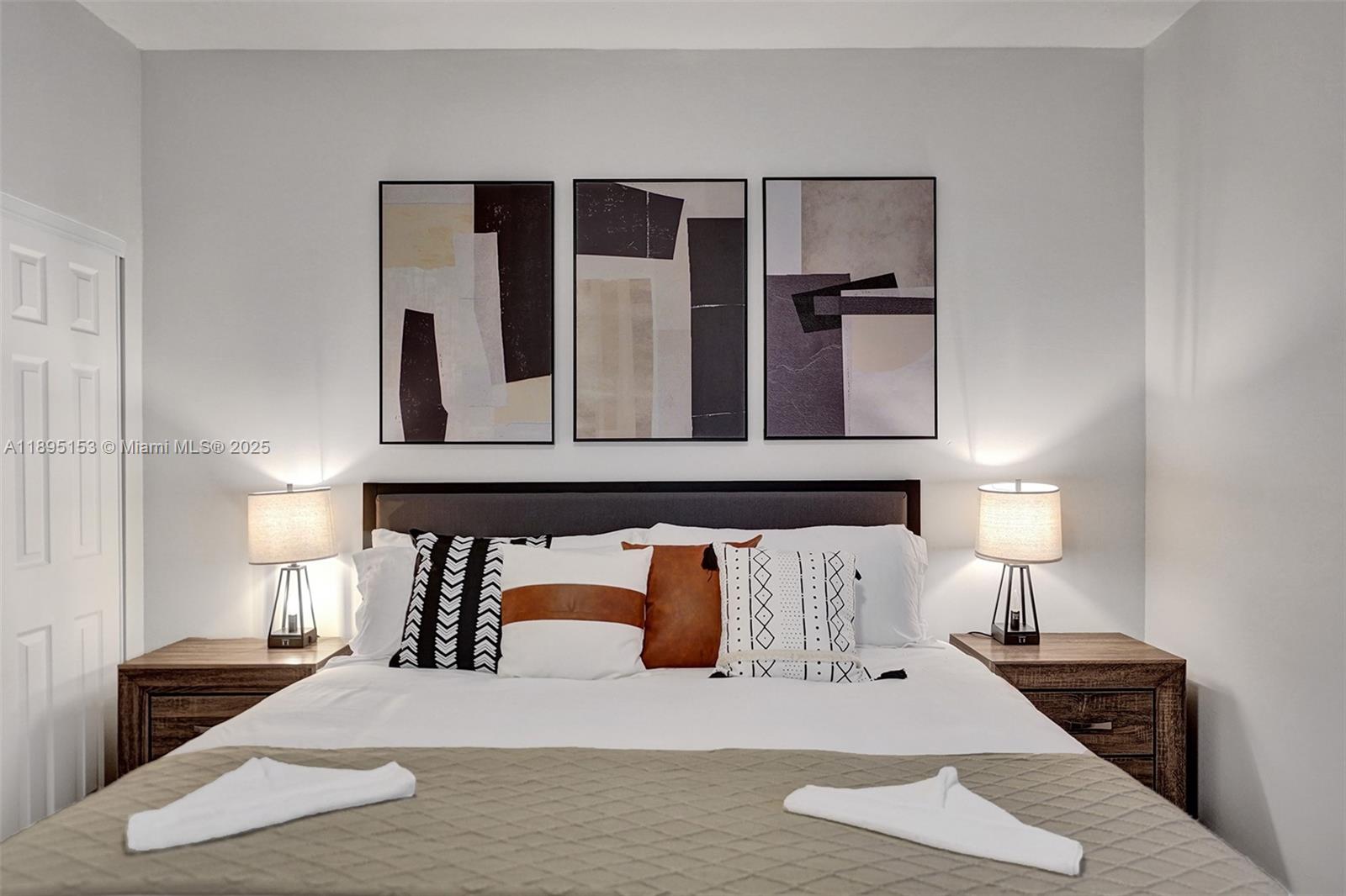 11400 NW 7th St Plantation, FL 33325