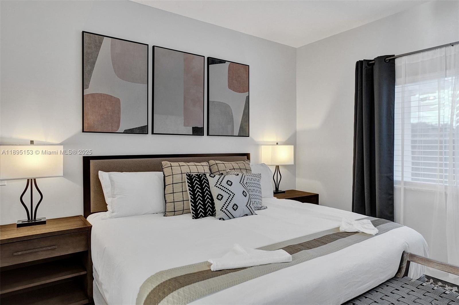 11400 NW 7th St Plantation, FL 33325