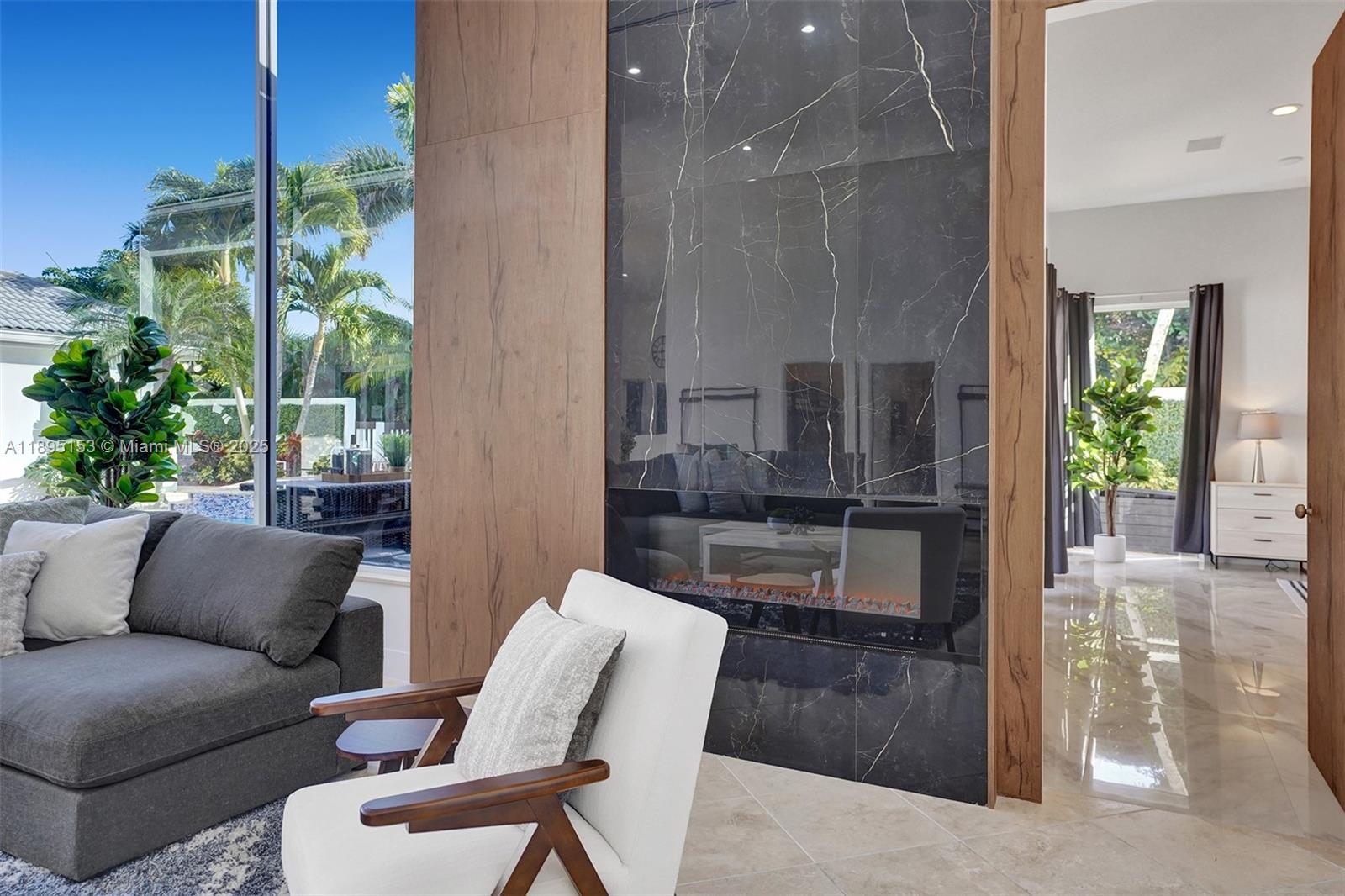 11400 NW 7th St Plantation, FL 33325