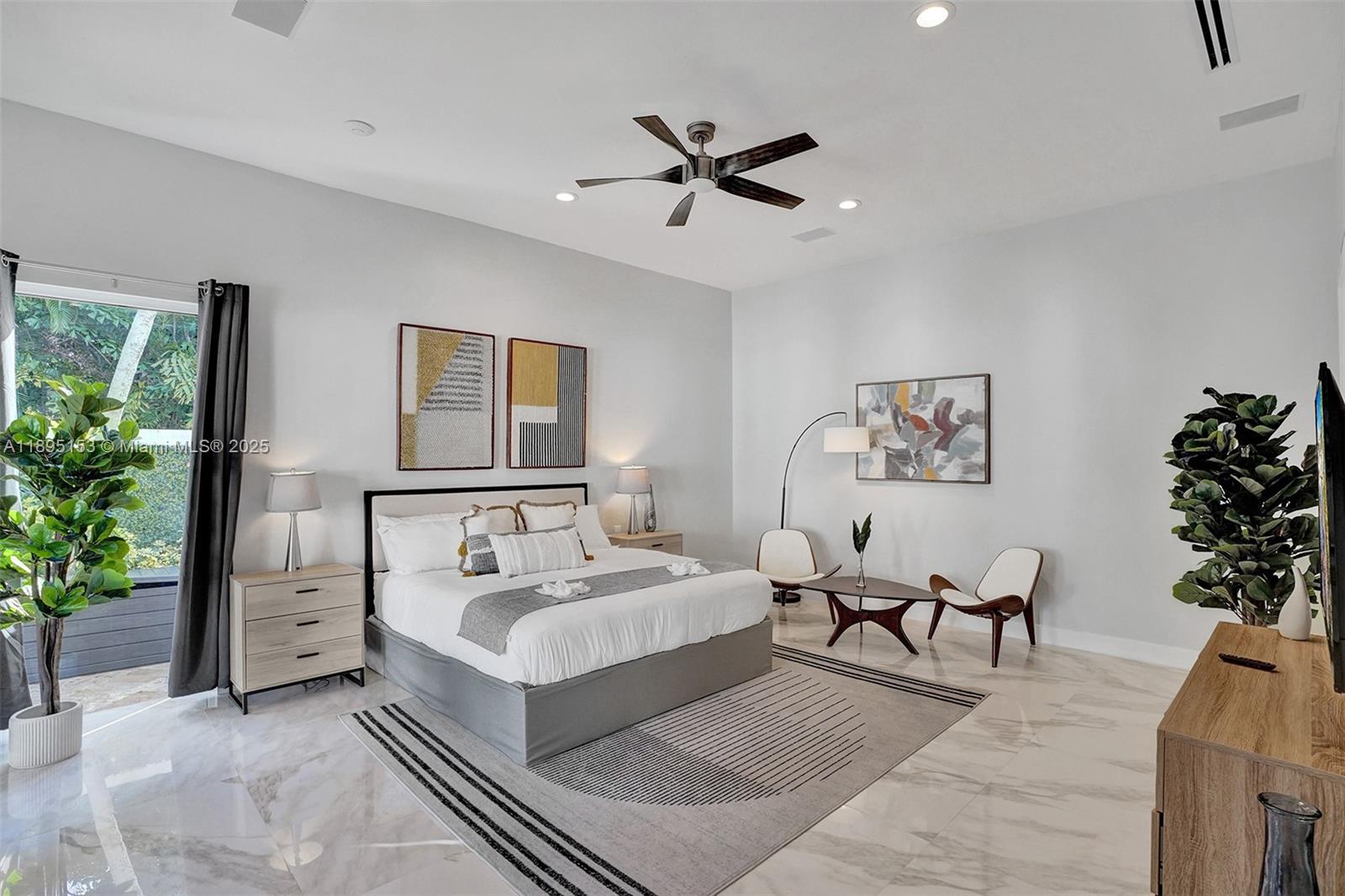 11400 NW 7th St Plantation, FL 33325