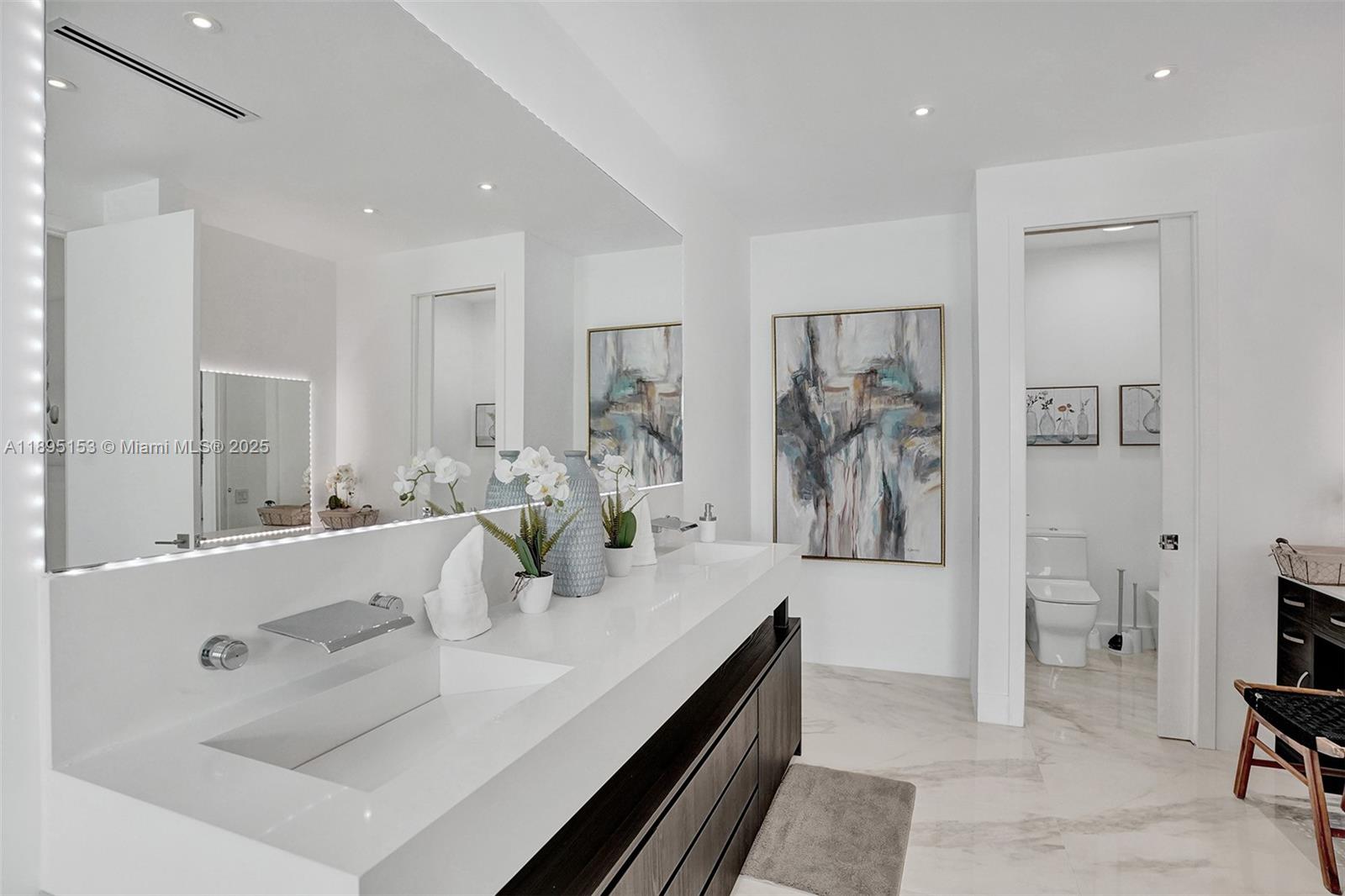 11400 NW 7th St Plantation, FL 33325