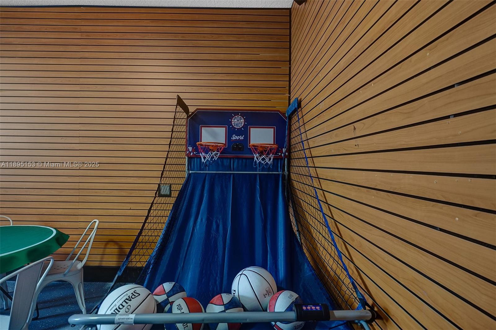 11400 NW 7th St Plantation, FL 33325