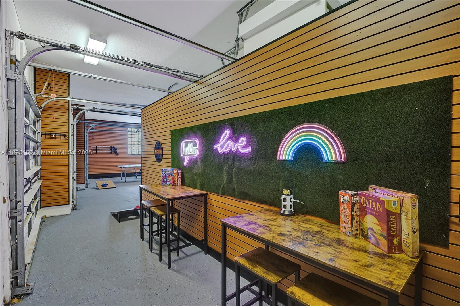 11400 NW 7th St Plantation, FL 33325