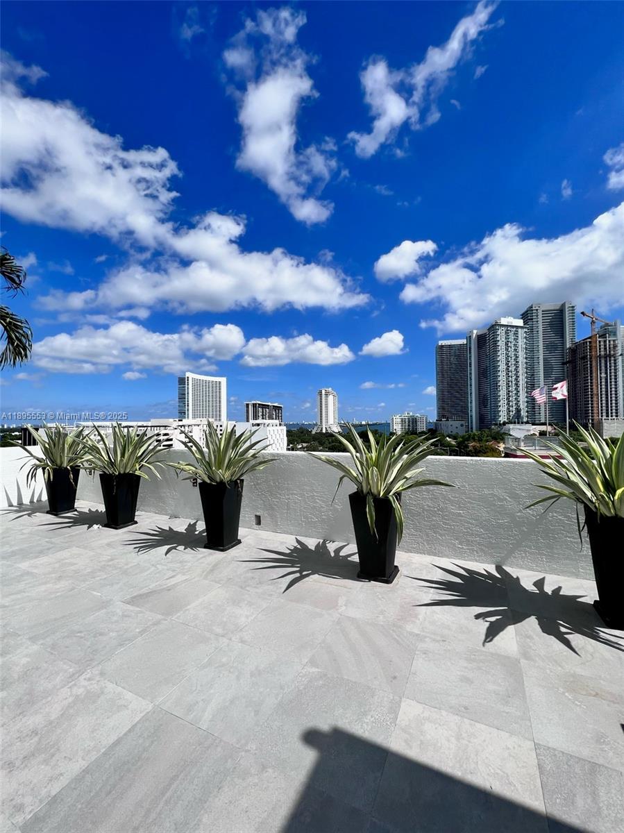image Four Midtown Miami Condo22