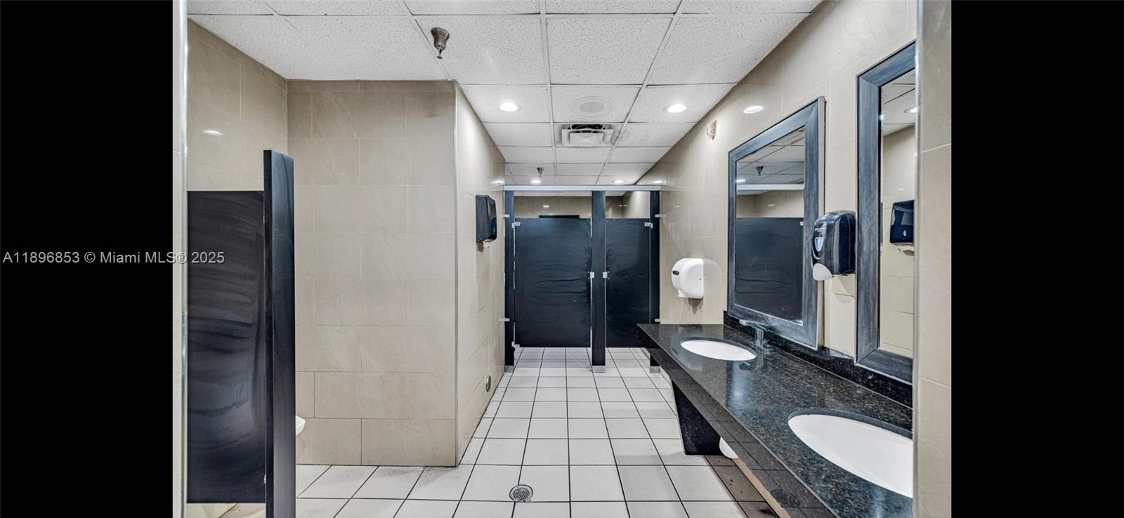 17020 Collins Ave Sunny Isles Beach, FL 33160