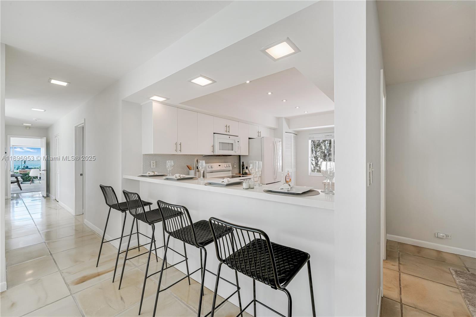 640 S Mashta Dr Key Biscayne, FL 33149 640 S Mashta Dr Key Biscayne, FL 33149