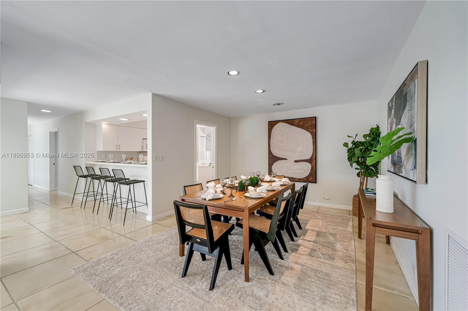 640 S Mashta Dr Key Biscayne, FL 33149 640 S Mashta Dr Key Biscayne, FL 33149