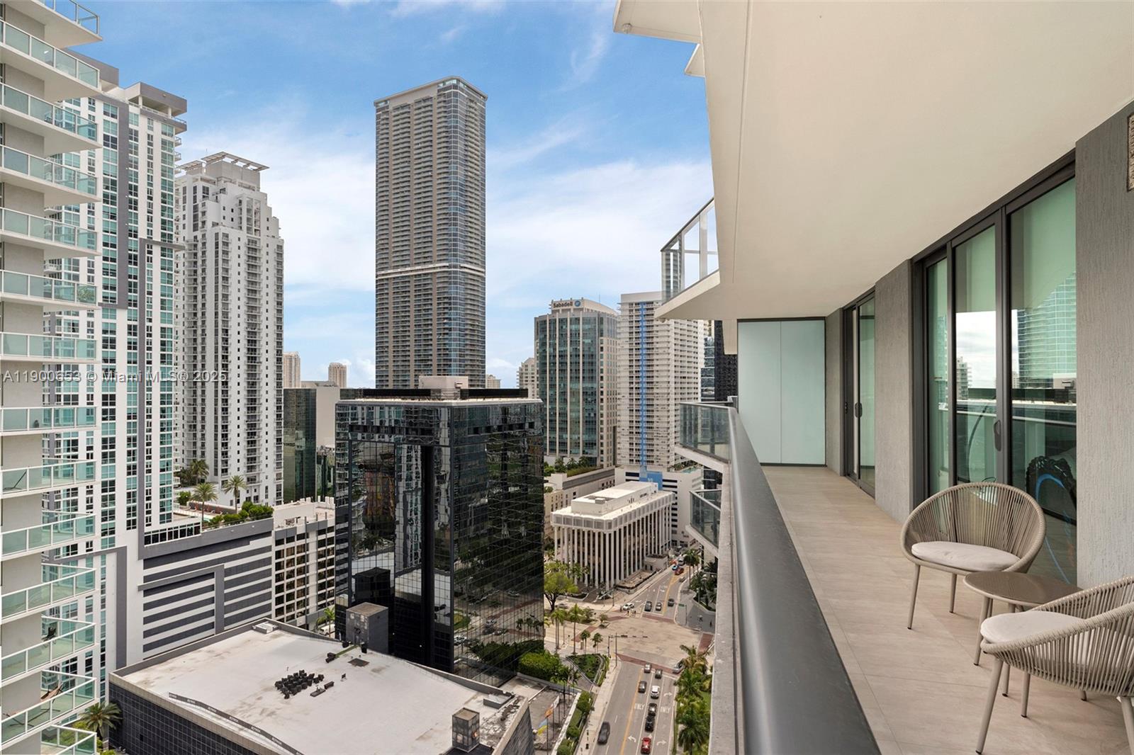 1300 S Miami Ave #2211