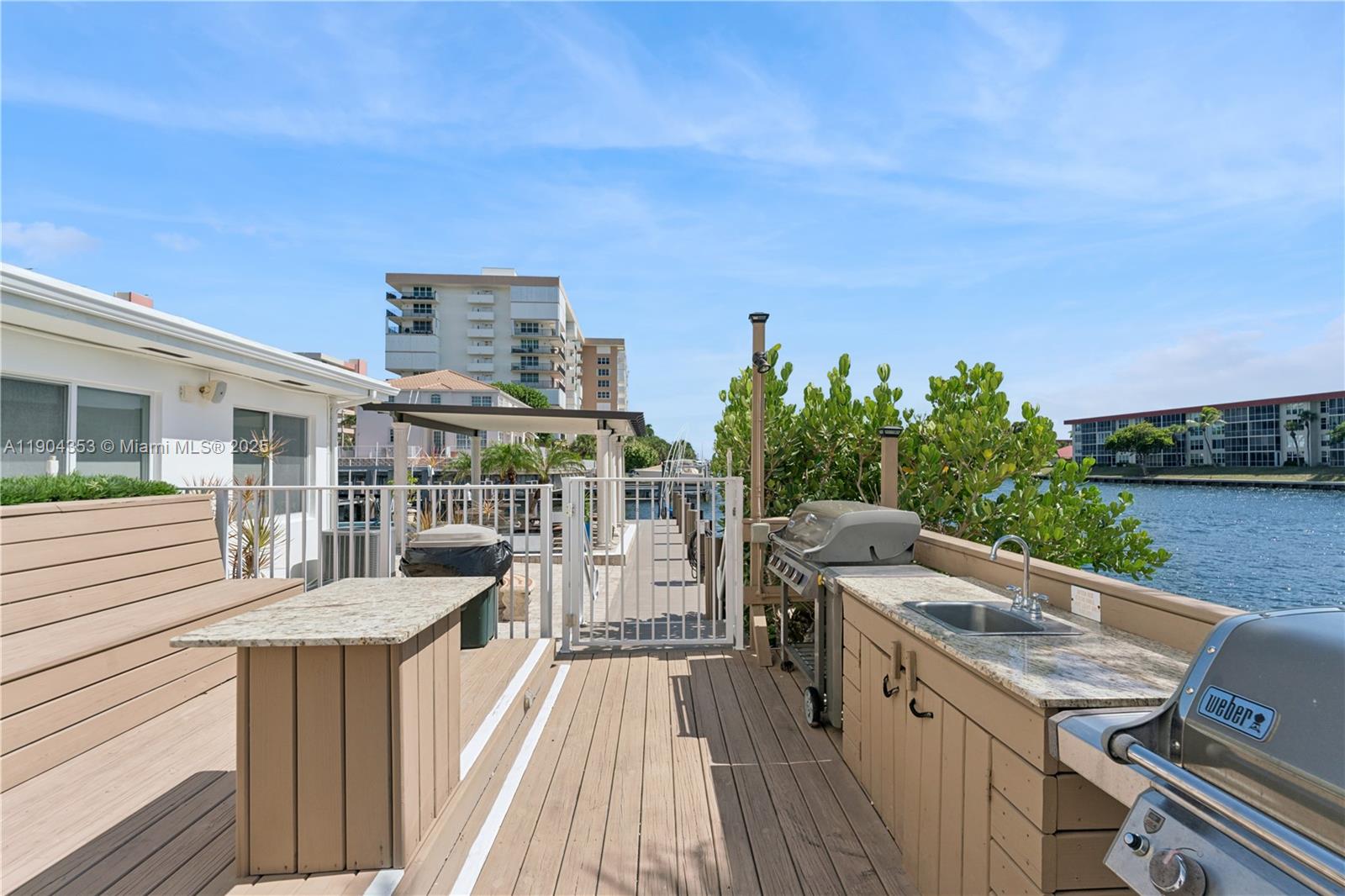 1160 Hillsboro Mile #901 Hillsboro Beach, FL 33062