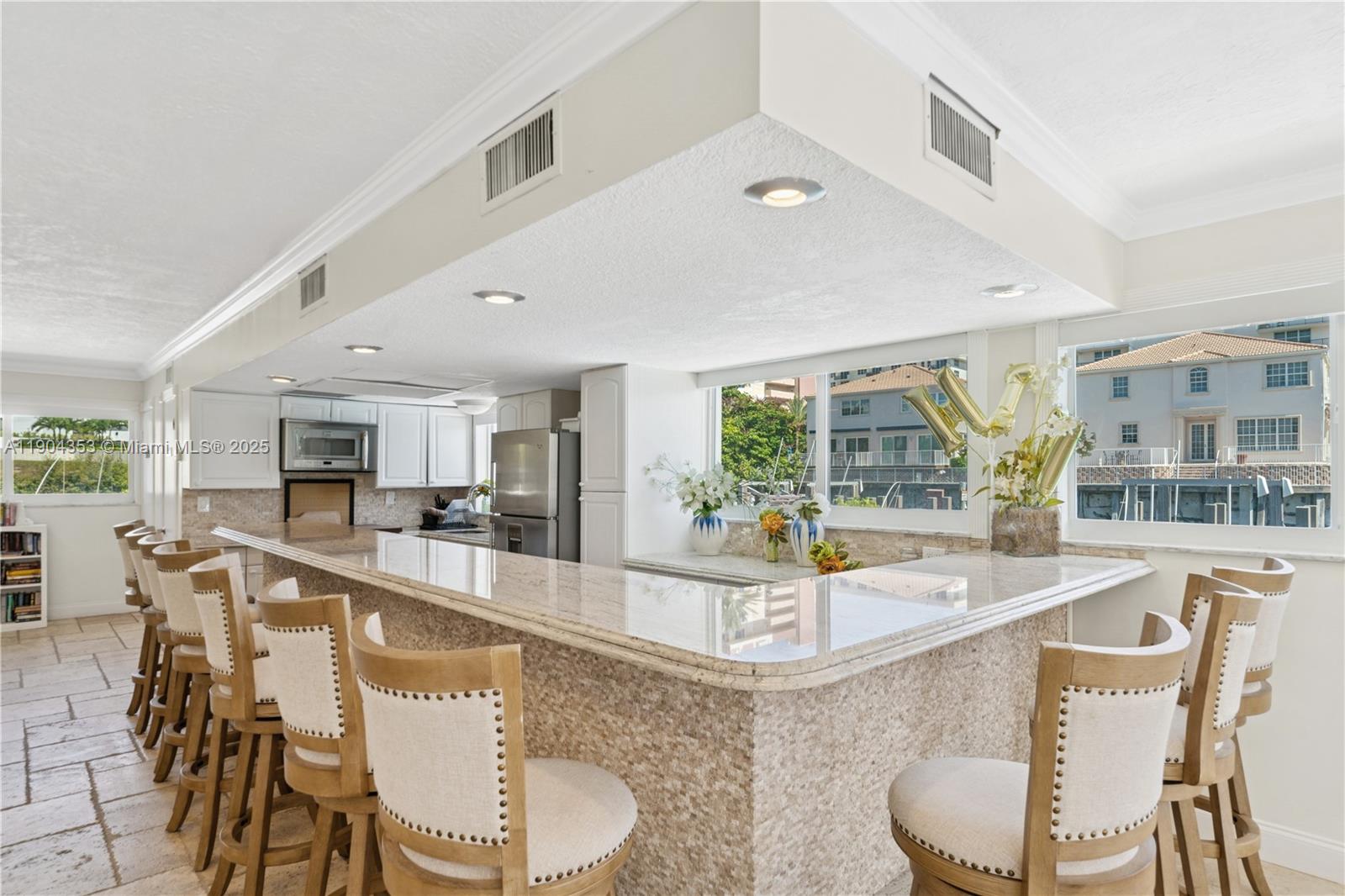 1160 Hillsboro Mile #901 Hillsboro Beach, FL 33062