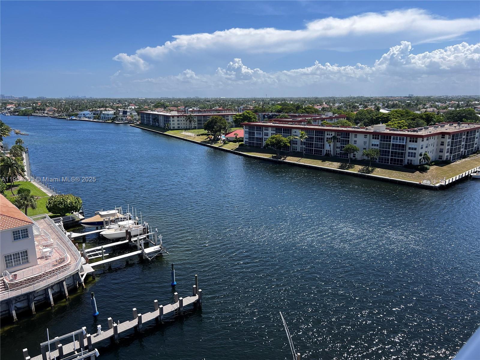 1160 Hillsboro Mile #901 Hillsboro Beach, FL 33062