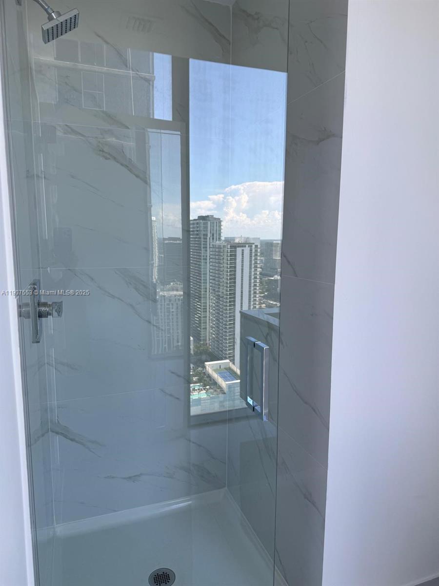 image Aria Reserve Condominium36