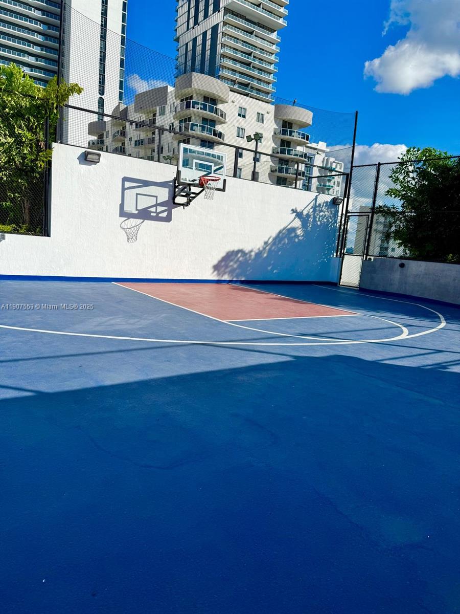 image Aria Reserve Condominium50