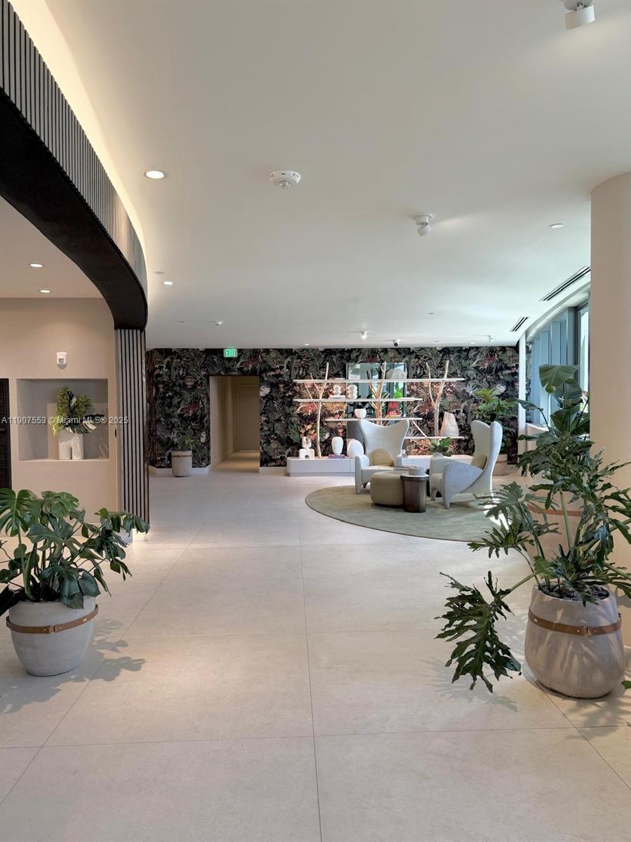 image Aria Reserve Condominium59