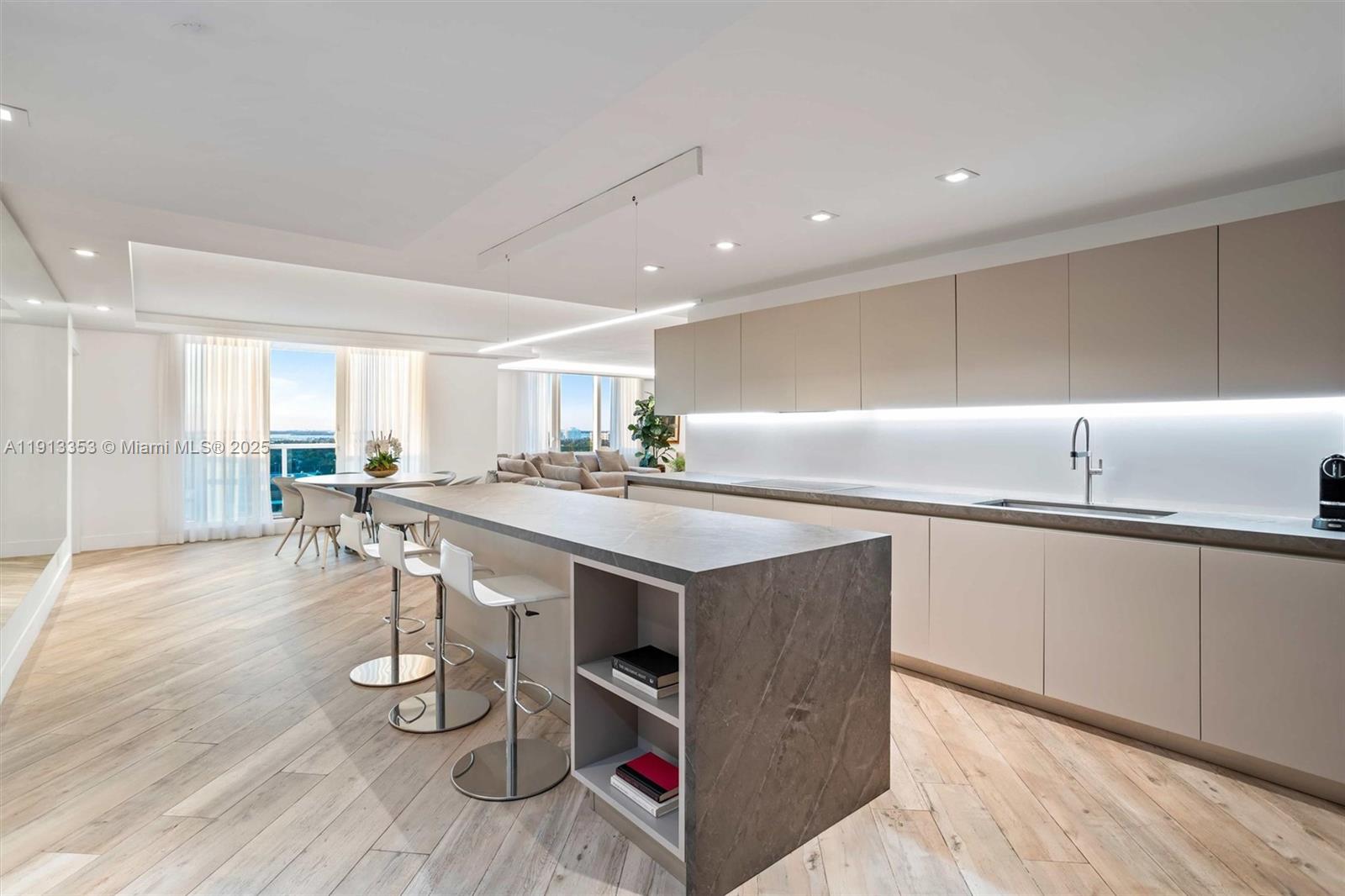 image Roney Palace42