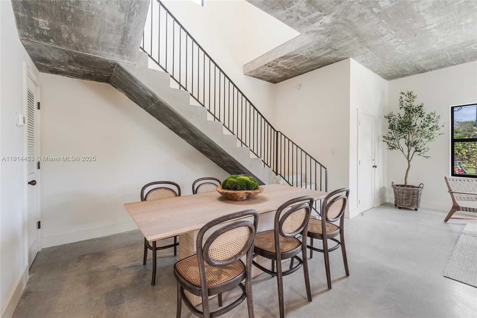 3603 Thomas Ave Miami, FL 33133